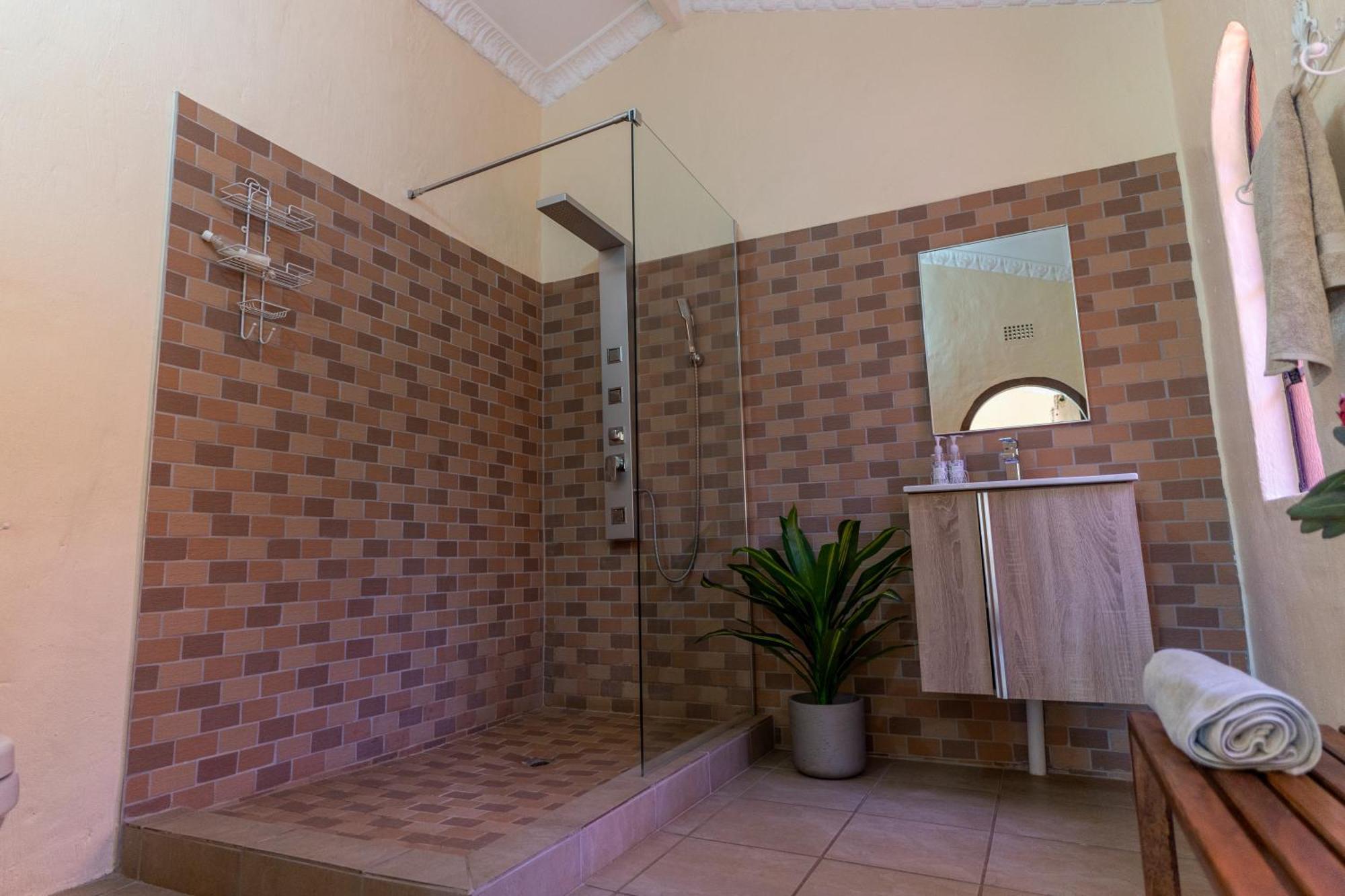 Airport Tower Lodge Kempton Park Zimmer foto